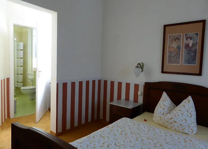 Waldesblick Konukevi 4*